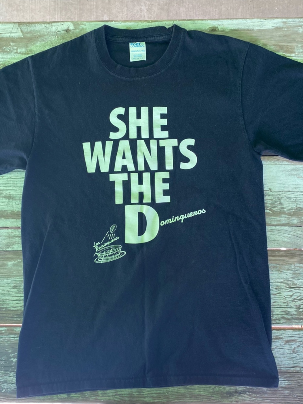Vintage black and white t-shirt, naughty, she wants that D, Los Dominquenos , M